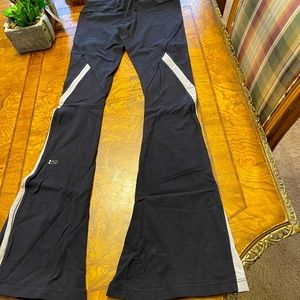 Splits 59 Raquel high waisted yoga pants.